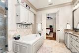 1112 Eugene St - Photo 18