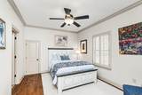 1112 Eugene St - Photo 25