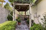 1112 Eugene St - Photo 33