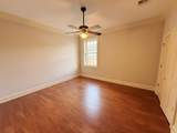 526 Green St - Photo 11