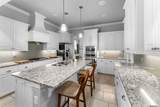 1137 Memorial Square - Photo 3