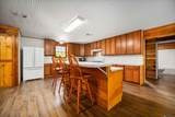 687 Estate Dr - Photo 17