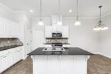 7966 Seville Ct - Photo 15