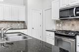 7966 Seville Ct - Photo 16