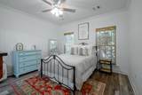 8136 Village Lake Ave - Photo 11