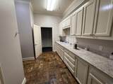 10713 Oak Hills Pkwy - Photo 11