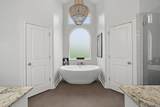8812 Wildwood Dr - Photo 14