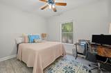 8812 Wildwood Dr - Photo 16