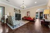 10143 Old World Dr - Photo 4