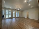 1119 Camellia Way - Photo 4