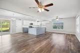 9046 Kingcrest Pkwy - Photo 3