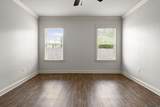 4637 Burbank Dr - Photo 16