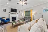 759 Fountain View Dr - Photo 4