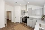 301 Leslie St - Photo 12
