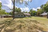 301 Leslie St - Photo 24