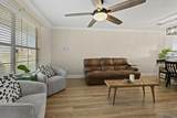 926 Woodvine Dr - Photo 4