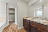 8411 Fairlane Dr - Photo 12