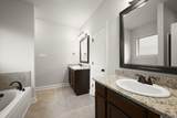 9346 Falling Oak Dr - Photo 13