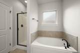 9346 Falling Oak Dr - Photo 14
