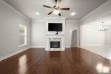 9346 Falling Oak Dr - Photo 4