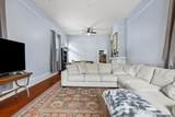 235 Belleville - Photo 4