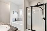142 Hickory Knoll Ave - Photo 12