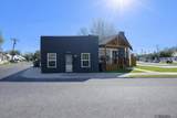 864/866 Louise St - Photo 23