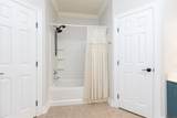 10600 Lakes Blvd - Photo 17