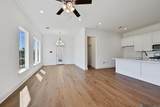 9646 Creekview Dr - Photo 2