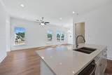 9646 Creekview Dr - Photo 4