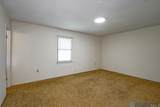 9338 Prince Charles St - Photo 13
