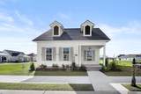 205 Queens Way - Photo 1