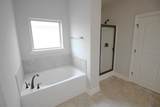 4644 Longwood Dr - Photo 14