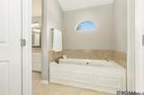 17149 Lake Dr - Photo 16