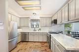 17149 Lake Dr - Photo 4