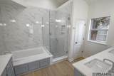 18421 Lake Iris Ave - Photo 10