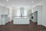 13906 Savannah Dr - Photo 3