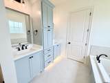 3452 Waterbury Ave - Photo 18