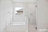 9921 Oak Colony Dr - Photo 15