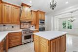 926 Crown Alley - Photo 9