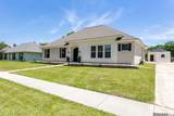 1545 Montgomery Dr - Photo 3