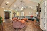 7314 Oak Meadow Dr - Photo 3