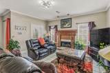 9051 Crosscreek Ave - Photo 4