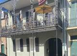 1225 Chartres St - Photo 2