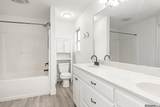 15484 Oakstone Dr - Photo 15