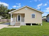 532 Avenue B - Photo 1