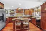 5221 Ithaca St - Photo 8