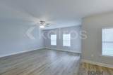7946 Hendrick Dr - Photo 2
