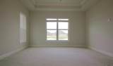 4644 Longwood Dr - Photo 12