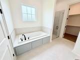 3452 Waterbury Ave - Photo 17